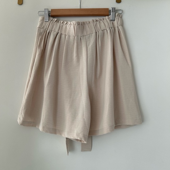 Light Flowy Dress Shorts - Picture 2 of 4